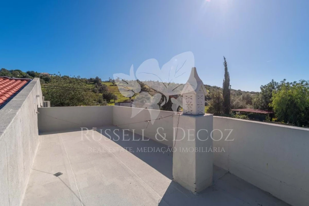 Quinta T3 para Venda em Santa Catarina da Fonte do Bispo Foto 32