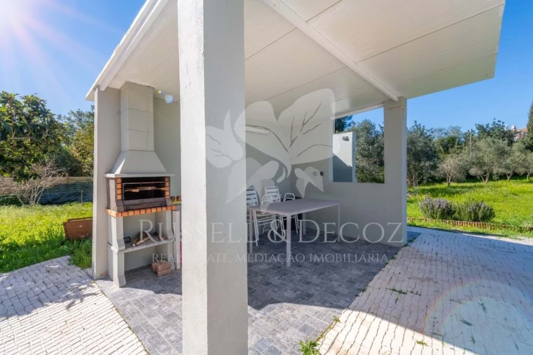 Quinta T3 para Venda em Santa Catarina da Fonte do Bispo Foto 35