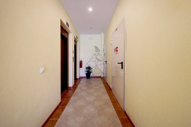 Apartamento T3 para Venda em Alvor Foto 35