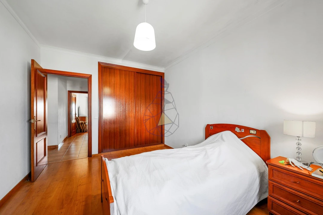 Apartamento T3 para Venda em Alvor Foto 26