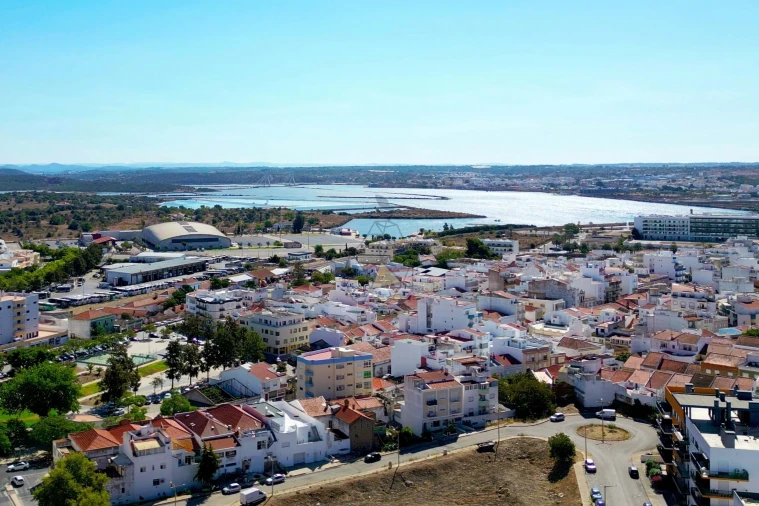 Apartamento T3 para Arrendamento em Portimão Foto 25