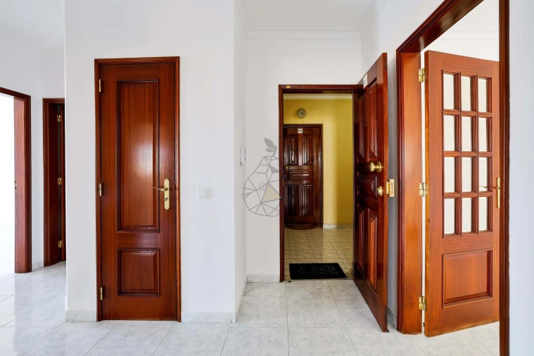 Apartamento T3 para Arrendamento em Portimão Foto 14