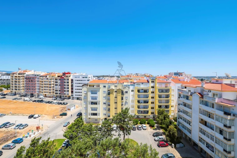 Apartamento T3 para Arrendamento em Portimão Foto 23