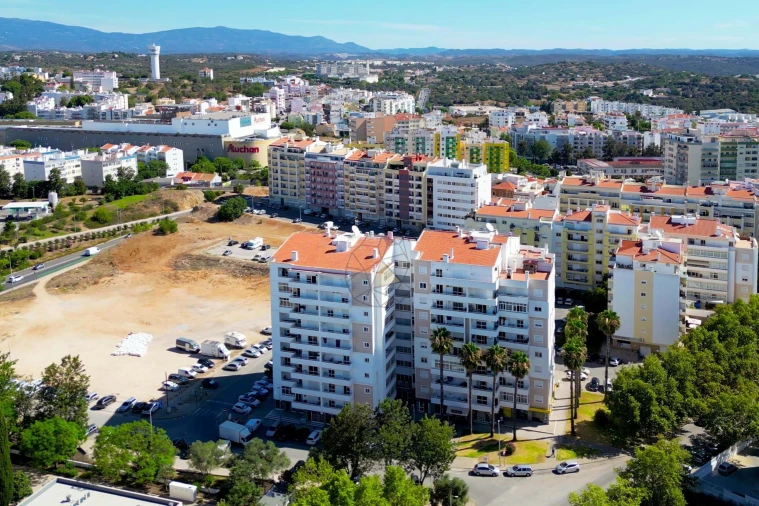 Apartamento T3 para Arrendamento em Portimão Foto 39