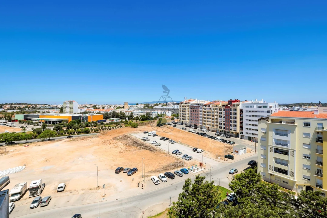 Apartamento T3 para Arrendamento em Portimão Foto 22