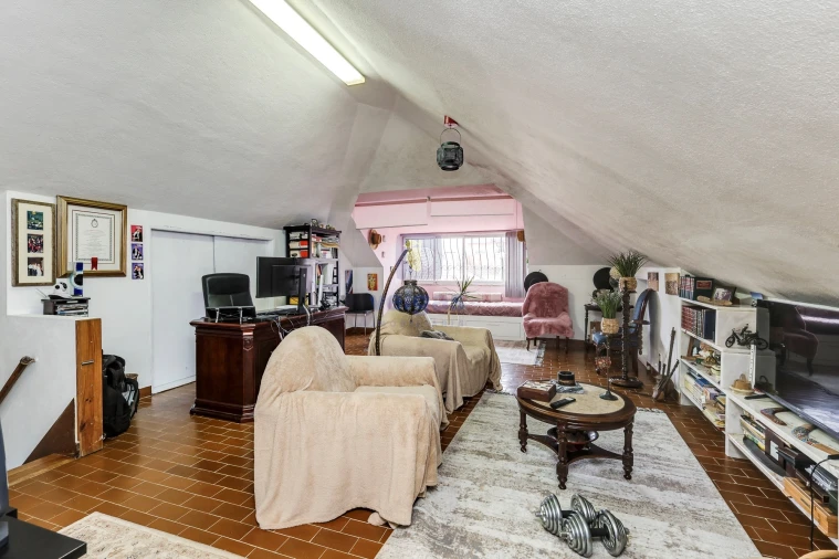 Moradia T4 para Venda em Algueirão-Mem Martins Foto 16