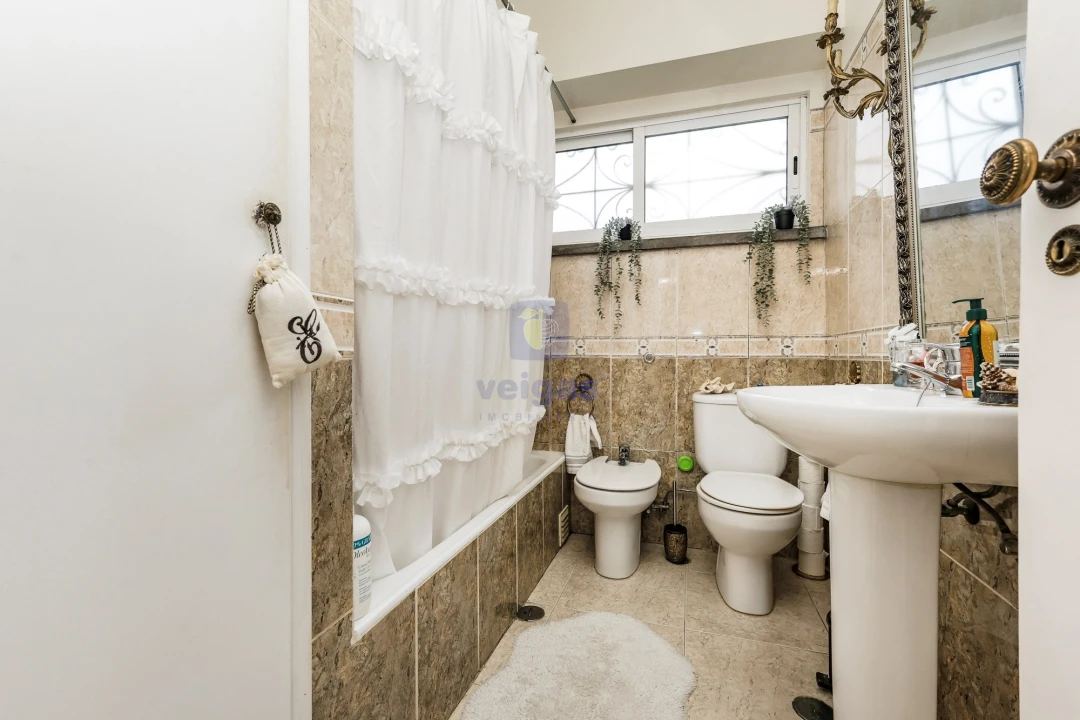 Moradia T4 para Venda em Algueirão-Mem Martins Foto 20