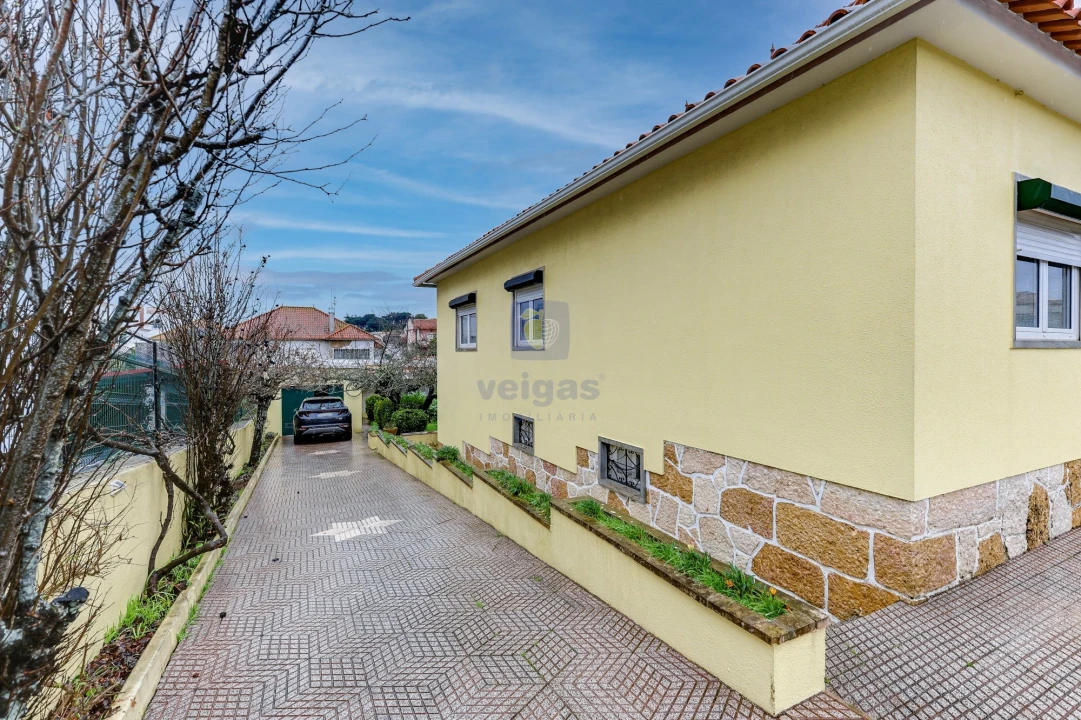 Moradia T4 para Venda em Algueirão-Mem Martins Foto 5