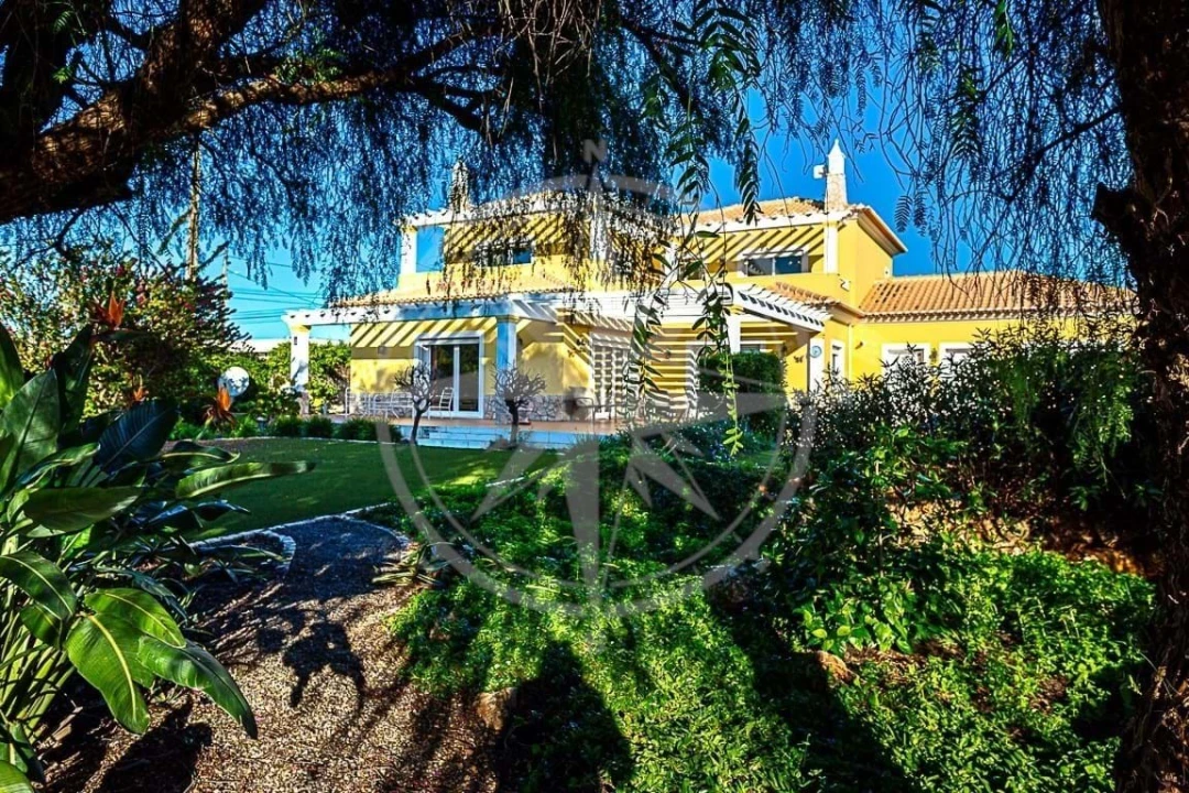 Moradia T4 para Venda em Tavira (Santa Maria e Santiago) Foto 4