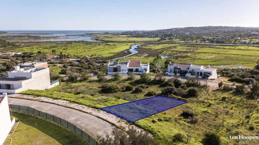 Terreno para Venda em Portimão Foto 3