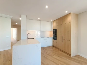 Apartamento T4 para Venda em Tavira (Santa Maria e Santiago)