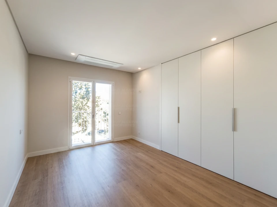 Apartamento T4 para Venda em Tavira (Santa Maria e Santiago) Foto 11