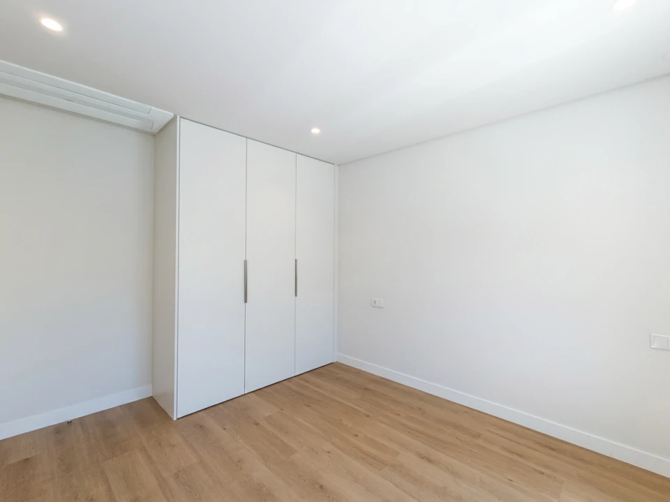 Apartamento T4 para Venda em Tavira (Santa Maria e Santiago) Foto 13