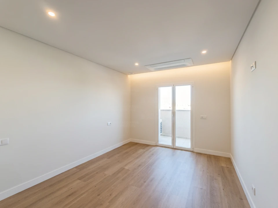 Apartamento T4 para Venda em Tavira (Santa Maria e Santiago) Foto 18