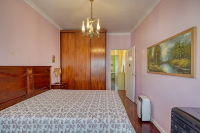 Apartamento T2 para Venda em Benfica