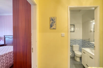 Apartamento T2 para Venda em Benfica
