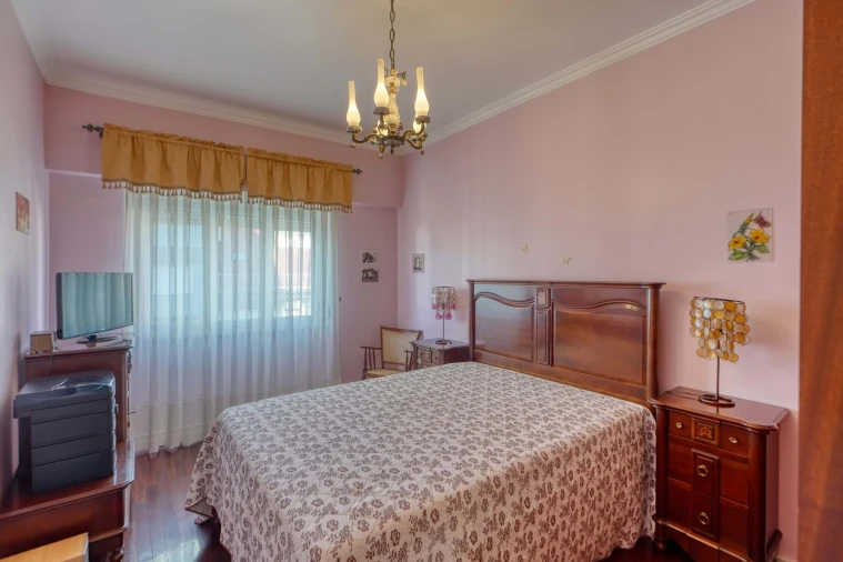 Apartamento T2 para Venda em Benfica Foto 11
