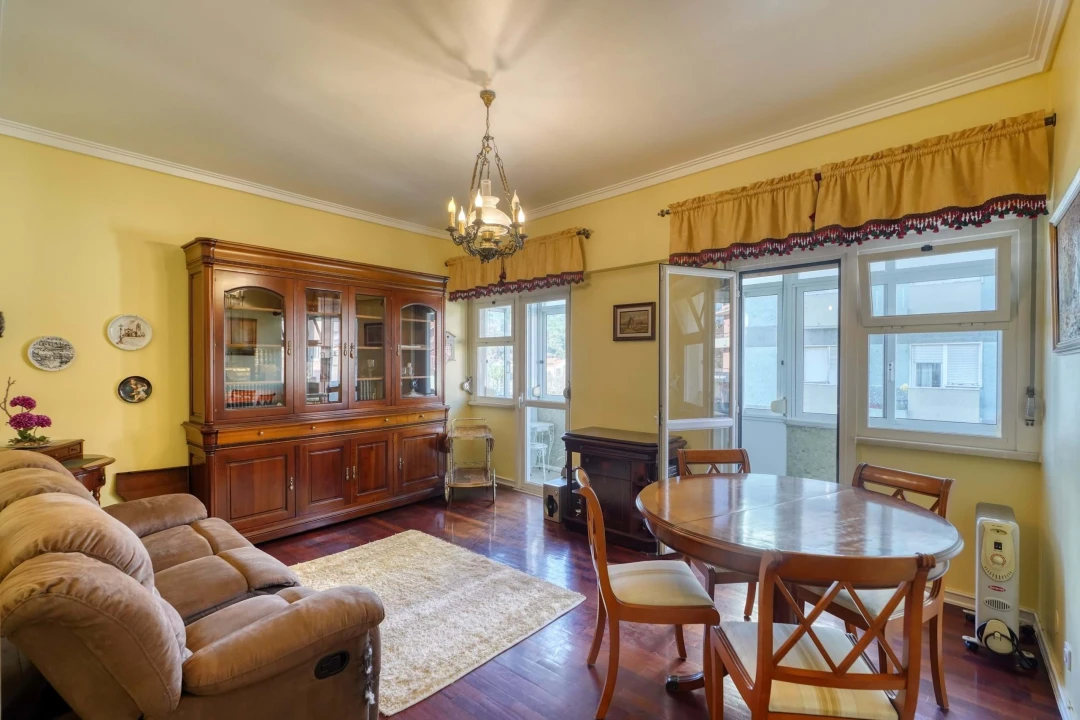 Apartamento T2 para Venda em Benfica Foto 22