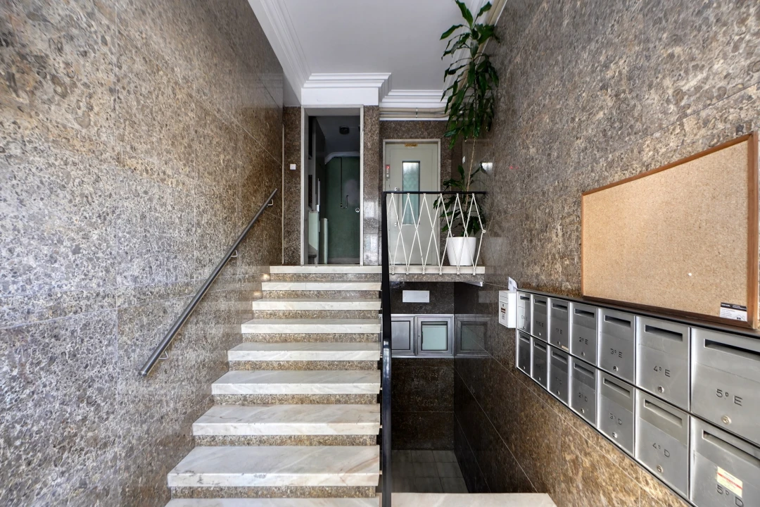 Apartamento T2 para Venda em Benfica Foto 20