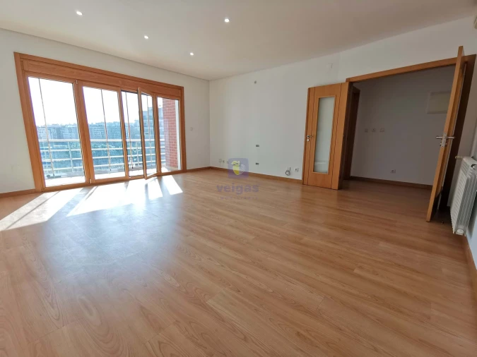 Apartamento T3 para Venda em Odivelas