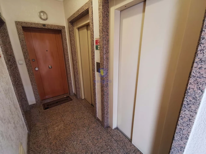 Apartamento T3 para Venda em Odivelas Foto 37