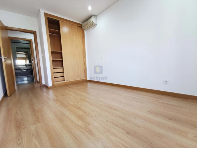 Apartamento T3 para Venda em Odivelas Foto 16