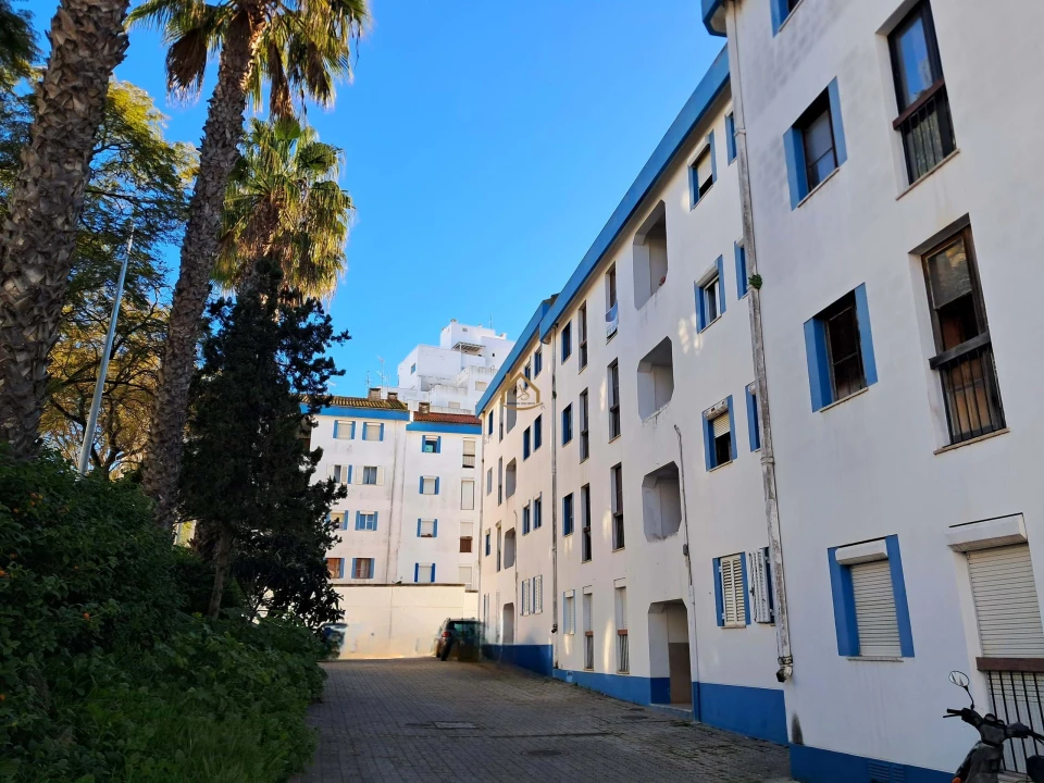 Apartamento T4 para Venda em Lagos (São Sebastião e Santa Maria) Foto 14