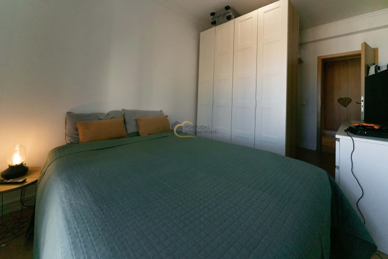 Apartamento T2 para Venda em Ferreiras Foto 11