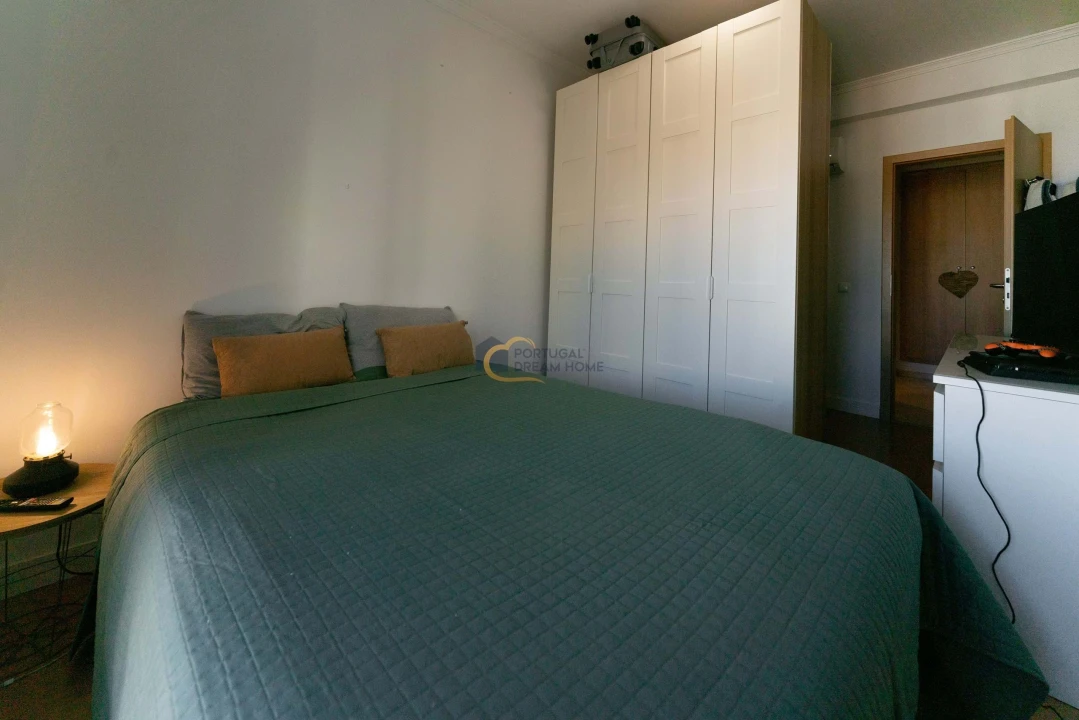 Apartamento T2 para Venda em Ferreiras Foto 11