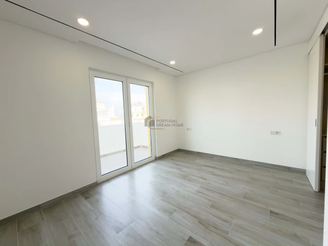 Moradia T3 para Venda em Albufeira e Olhos de Água Foto 19