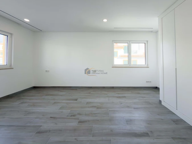 Moradia T3 para Venda em Albufeira e Olhos de Água Foto 10