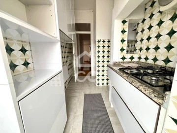 Apartamento T2 para Arrendamento em Santo António