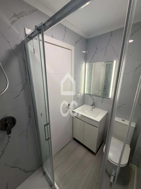 Apartamento T2 para Venda em Benfica