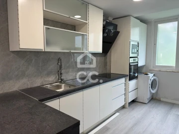 Apartamento T2 para Venda em Benfica