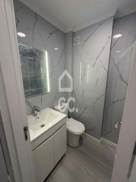 Apartamento T2 para Venda em Benfica