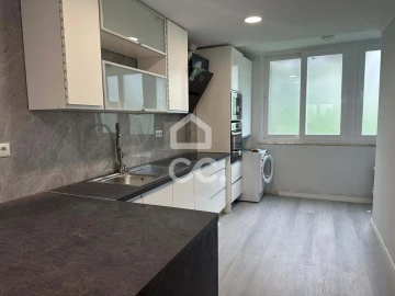 Apartamento T2 para Venda em Benfica