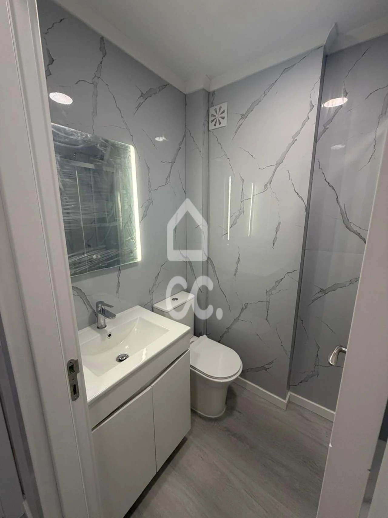 Apartamento T2 para Venda em Benfica Foto 11