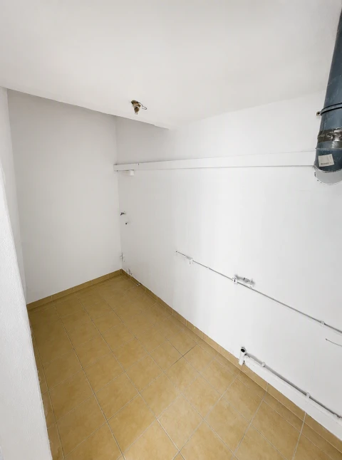 Negócio para Venda em Loures