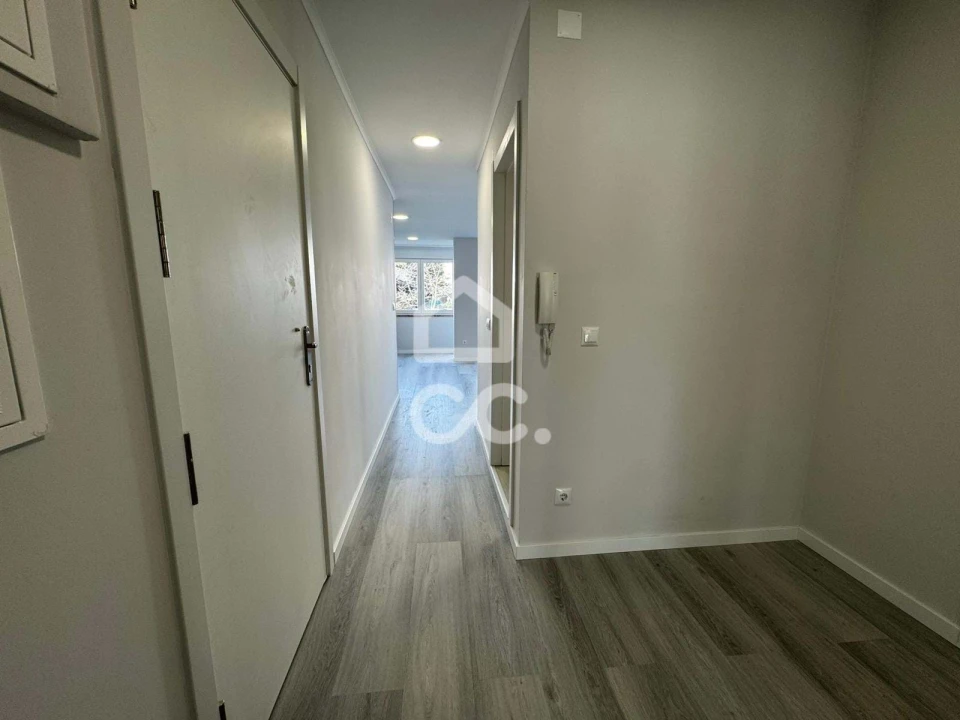 Apartamento T2 para Venda em Oeiras e São Julião da Barra, Paço de Arcos e Caxias Foto 8