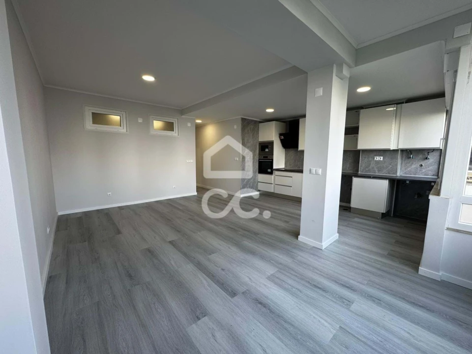 Apartamento T2 para Venda em Oeiras e São Julião da Barra, Paço de Arcos e Caxias Foto 5