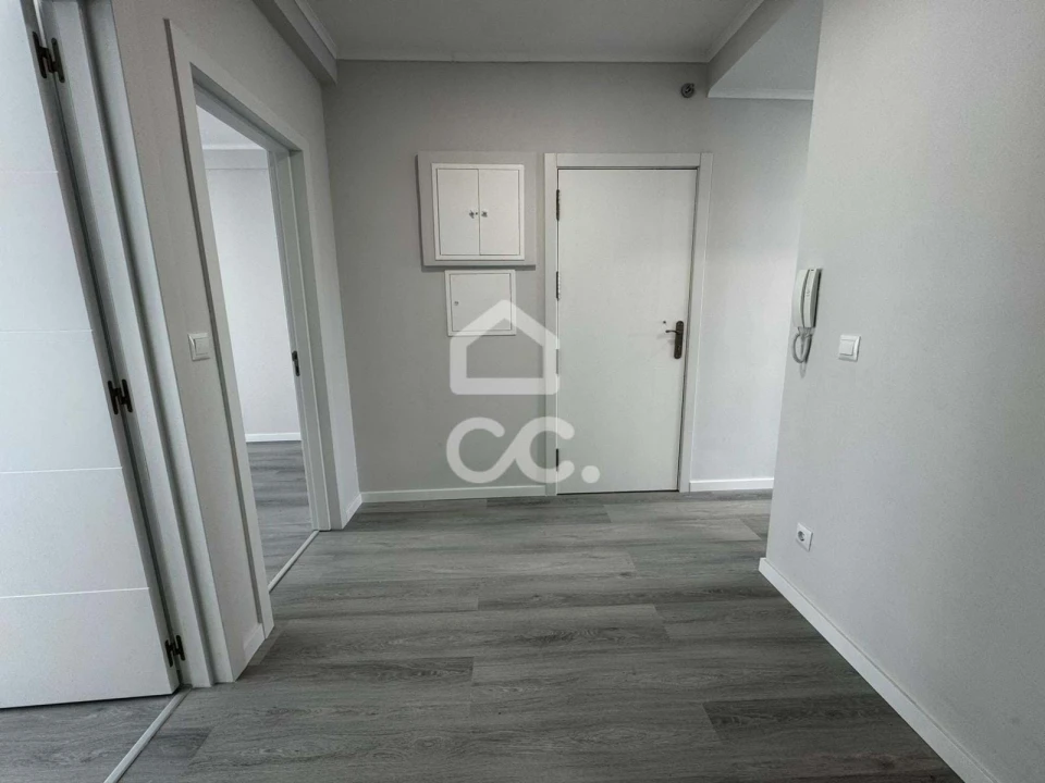 Apartamento T2 para Venda em Oeiras e São Julião da Barra, Paço de Arcos e Caxias Foto 12