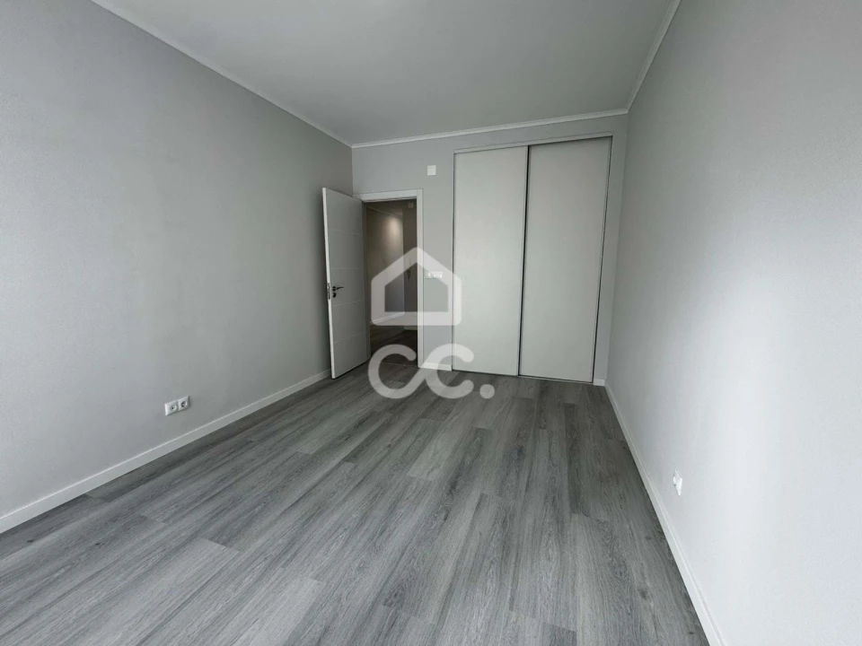 Apartamento T2 para Venda em Oeiras e São Julião da Barra, Paço de Arcos e Caxias Foto 21