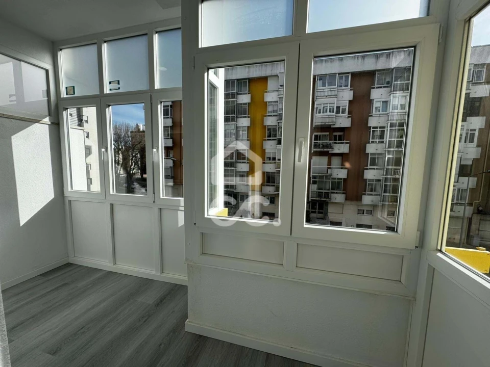 Apartamento T2 para Venda em Oeiras e São Julião da Barra, Paço de Arcos e Caxias Foto 19