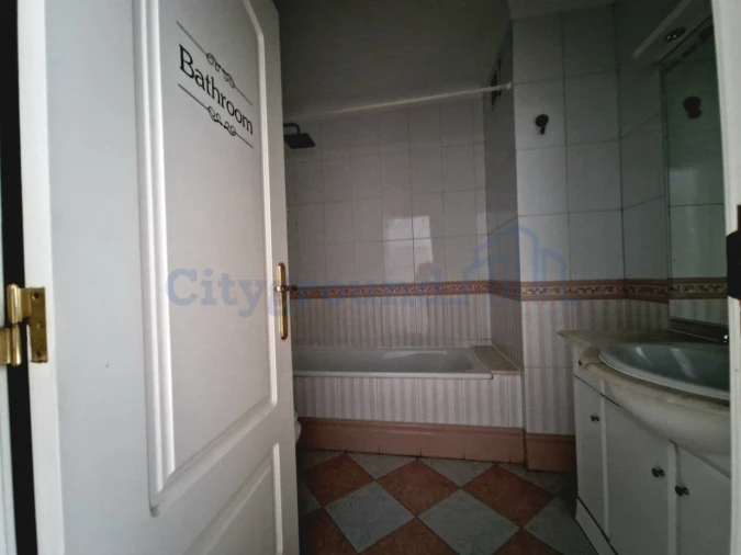 Apartamento T3 para Arrendamento em Algés, Linda-A-Velha e Cruz Quebrada-Dafundo Foto 20