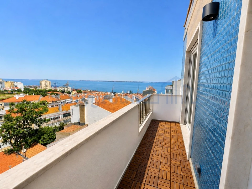 Apartamento T2 para Venda em São Vicente Foto 1