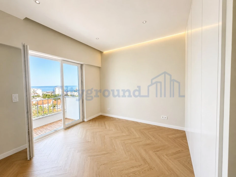 Apartamento T2 para Venda em São Vicente Foto 3