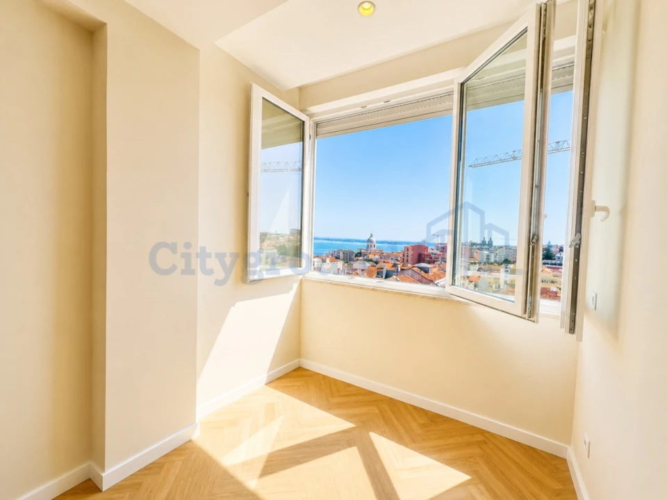 Apartamento T2 para Venda em São Vicente Foto 32