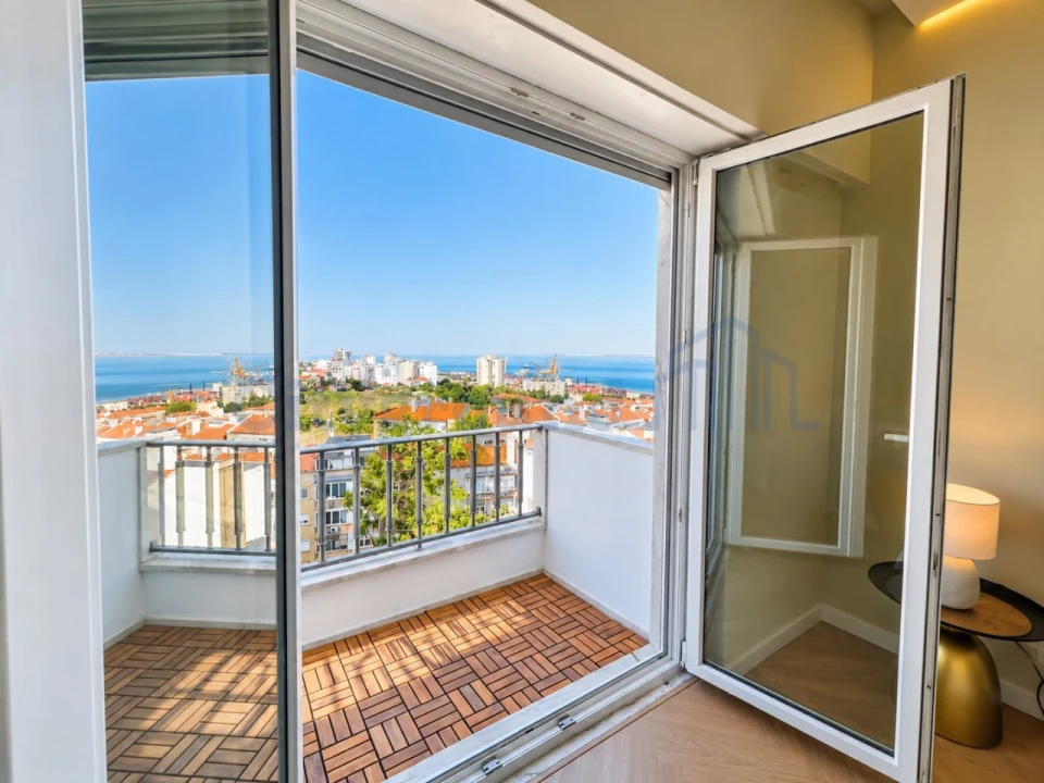 Apartamento T2 para Venda em São Vicente Foto 2