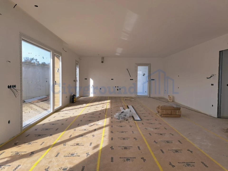 Moradia T4 para Venda em Parceiros e Azoia Foto 13