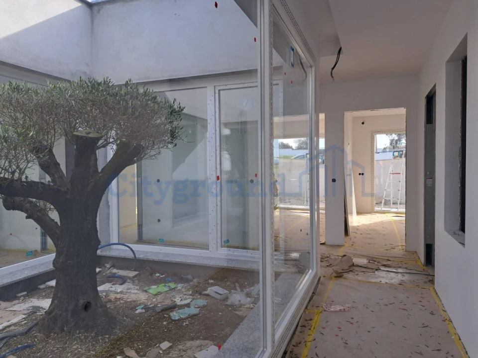 Moradia T4 para Venda em Parceiros e Azoia Foto 14